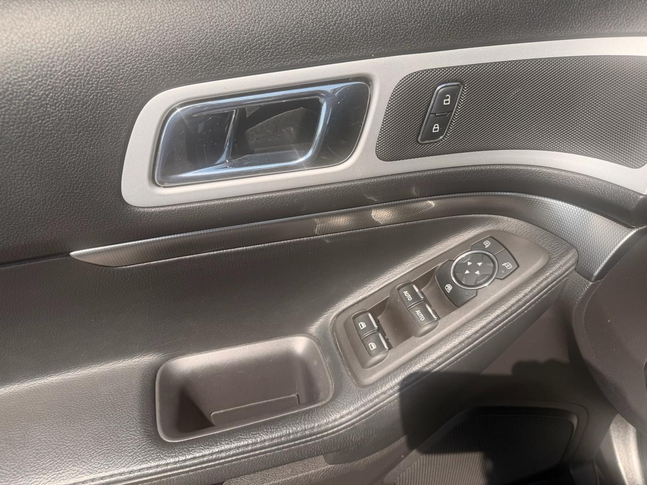 Ford Explorer 4WD 4dr Sport 2015