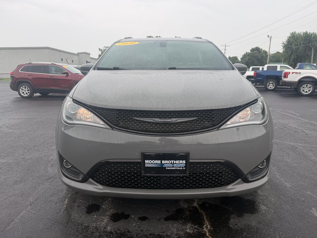 Chrysler Pacifica Touring L Plus FWD 2020