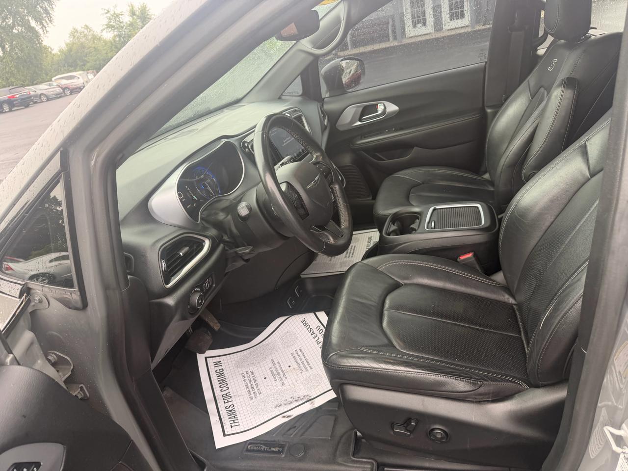 Chrysler Pacifica Touring L Plus FWD 2020