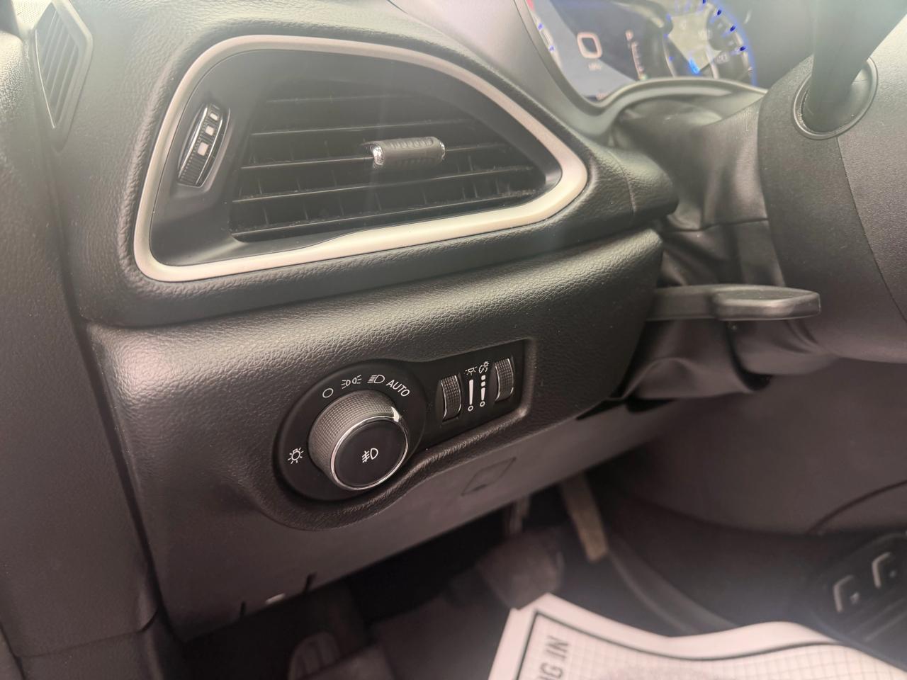 Chrysler Pacifica Touring L Plus FWD 2020