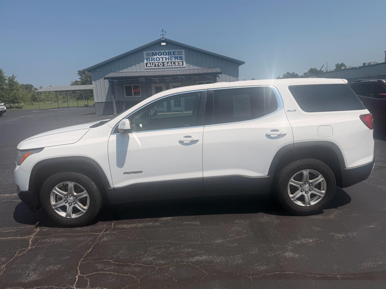 GMC Acadia FWD 4dr SLE w/SLE-1 2017
