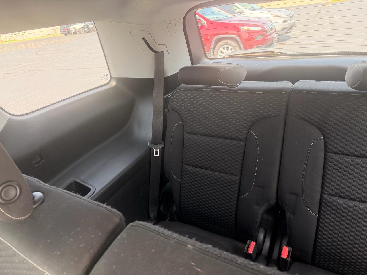 GMC Acadia FWD 4dr SLE w/SLE-1 2017