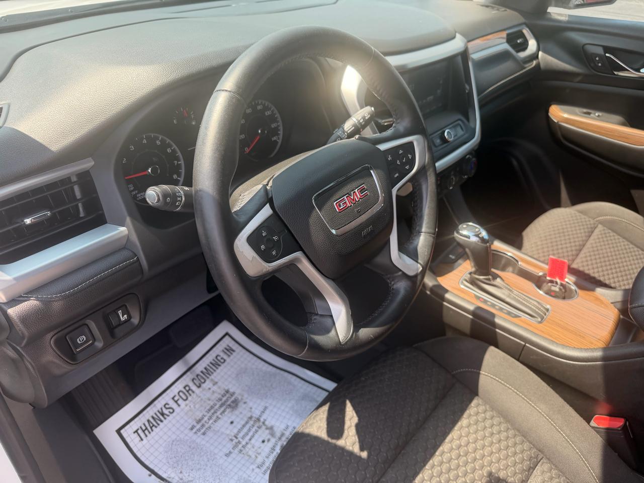 GMC Acadia FWD 4dr SLE w/SLE-1 2017