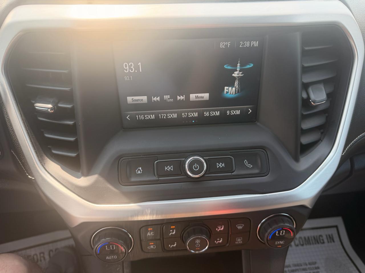 GMC Acadia FWD 4dr SLE w/SLE-1 2017