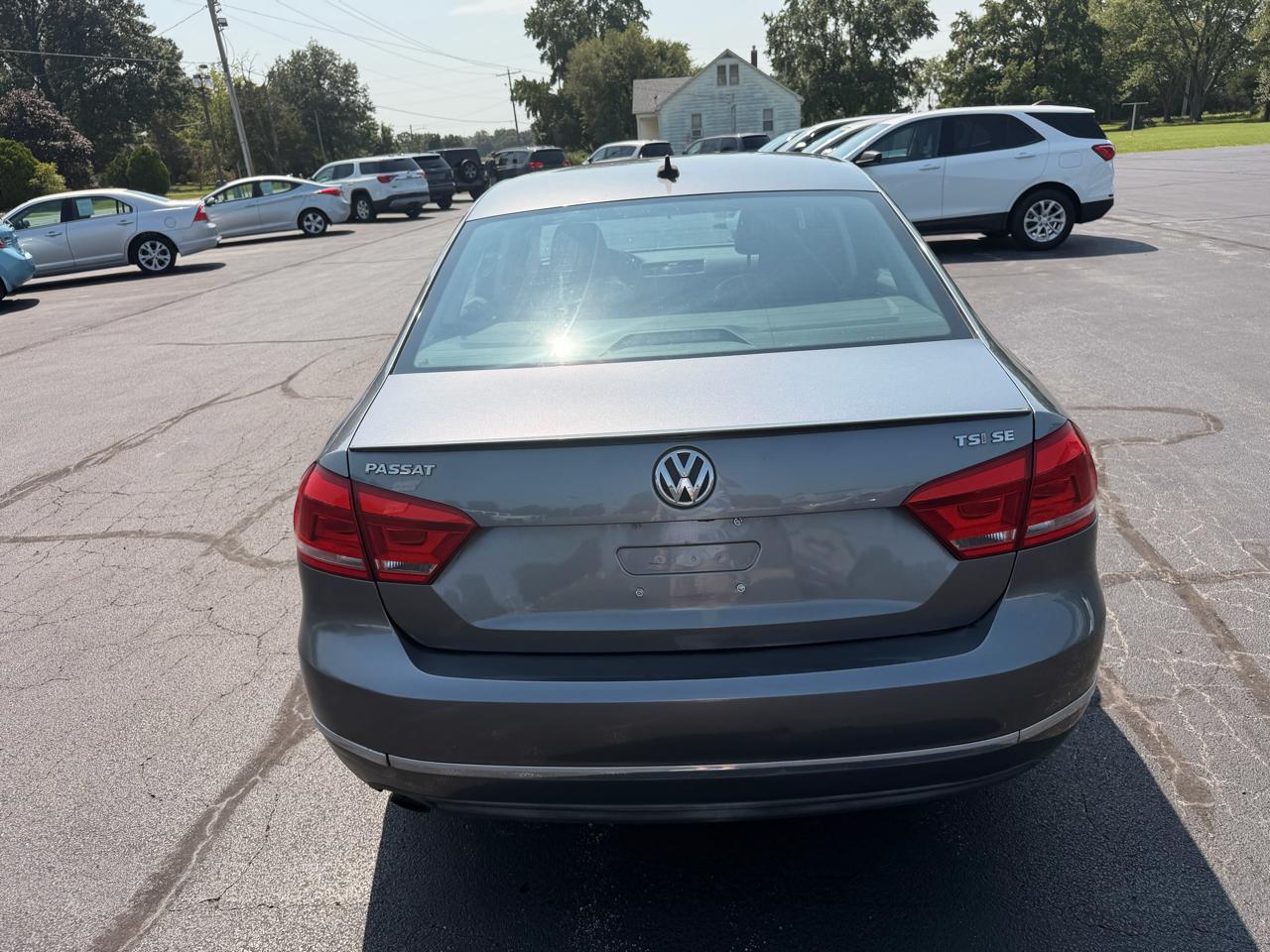 Volkswagen Passat 4dr Sdn 1.8T Auto Sport 2015