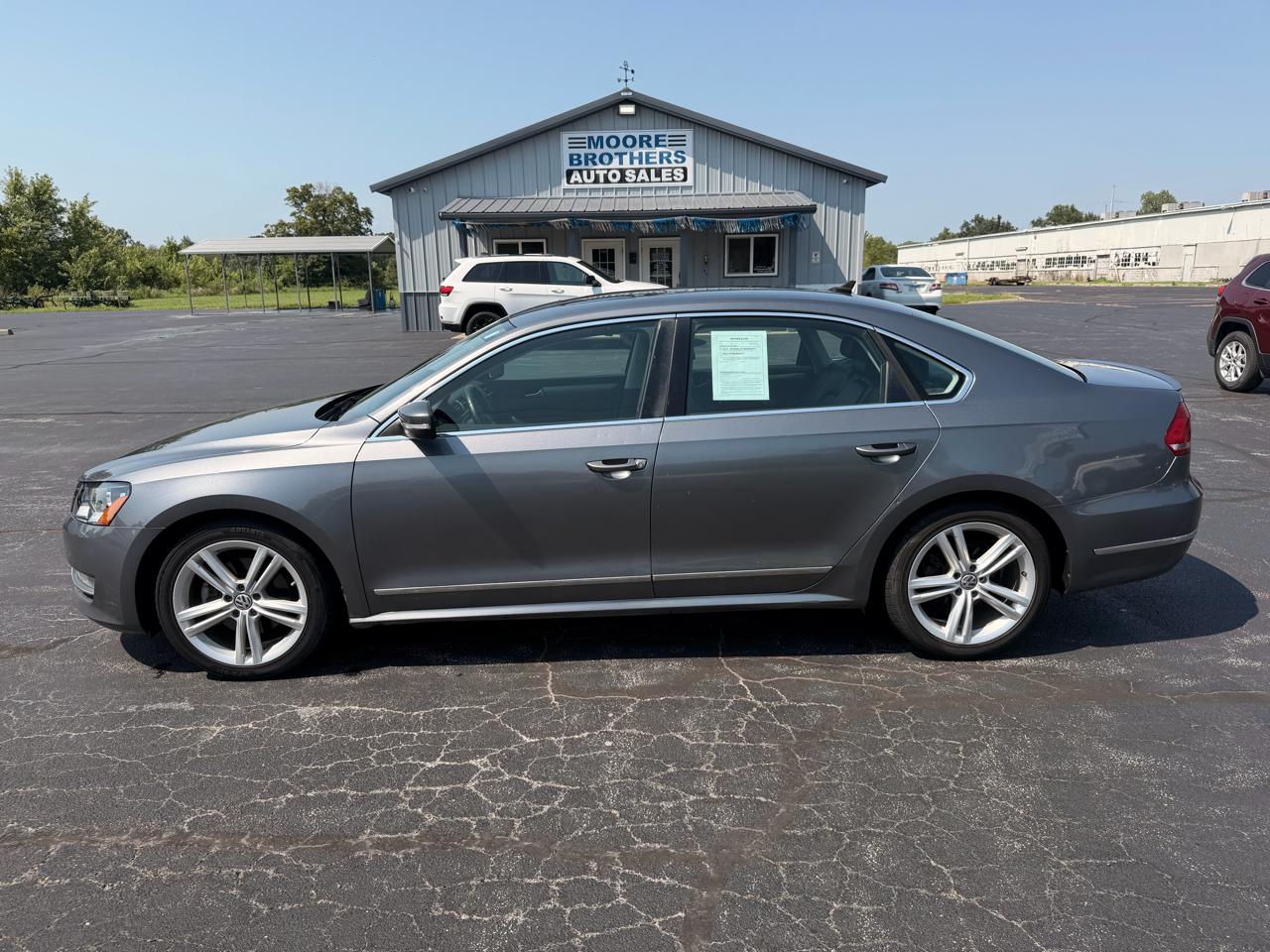Volkswagen Passat 4dr Sdn 1.8T Auto Sport 2015