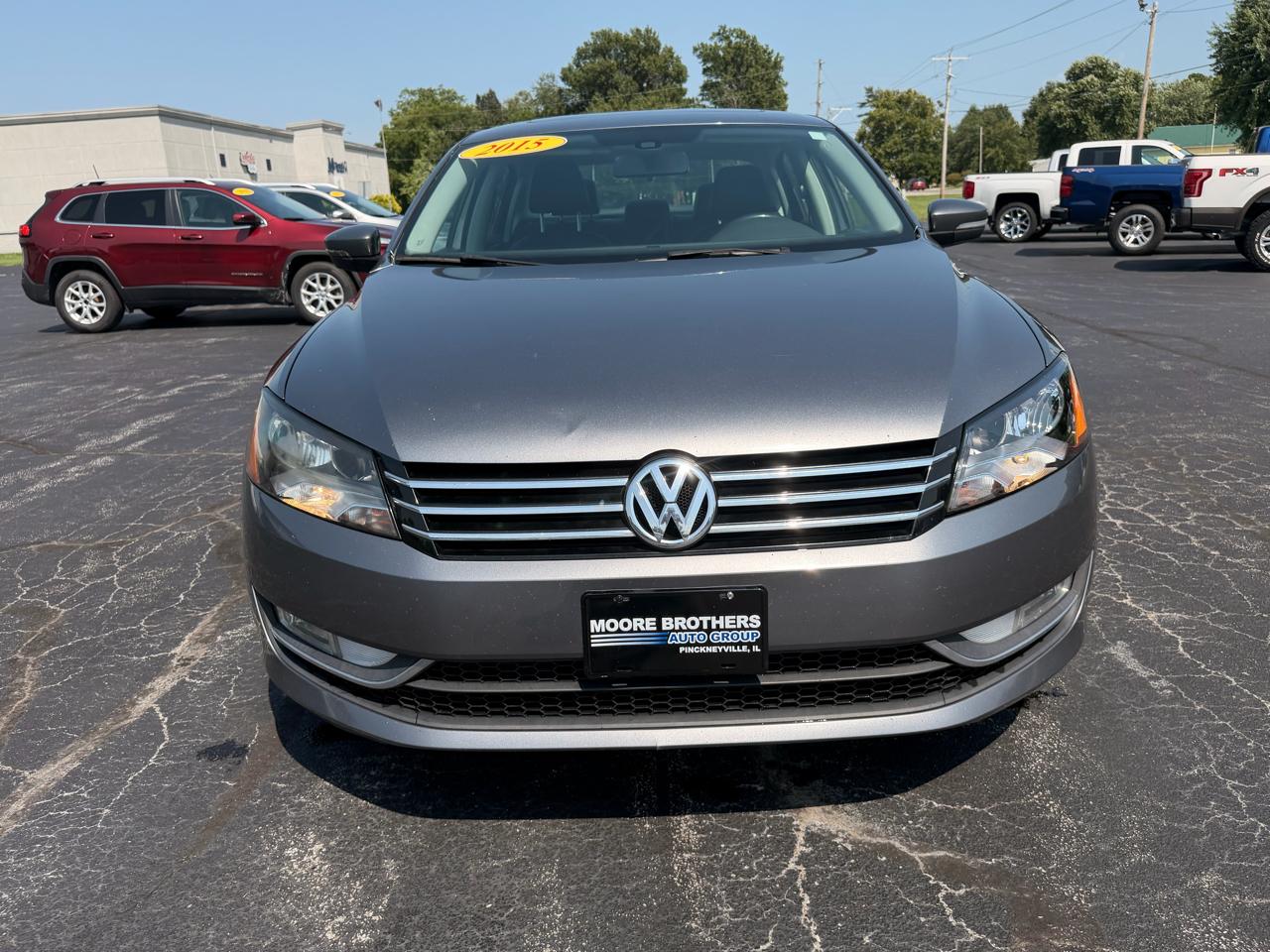 Volkswagen Passat 4dr Sdn 1.8T Auto Sport 2015