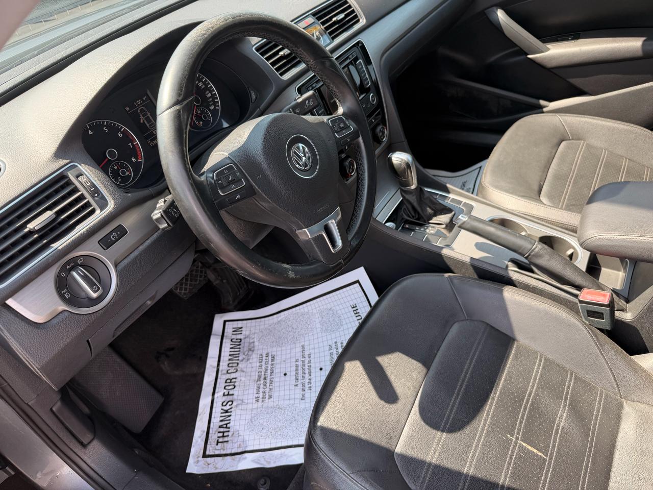 Volkswagen Passat 4dr Sdn 1.8T Auto Sport 2015