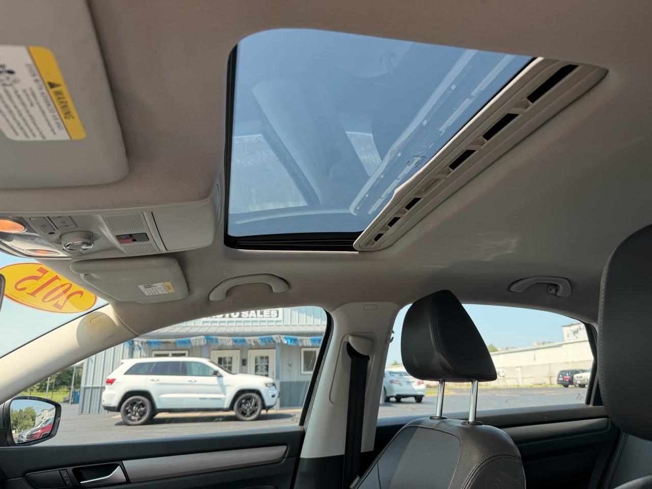 Volkswagen Passat 4dr Sdn 1.8T Auto Sport 2015