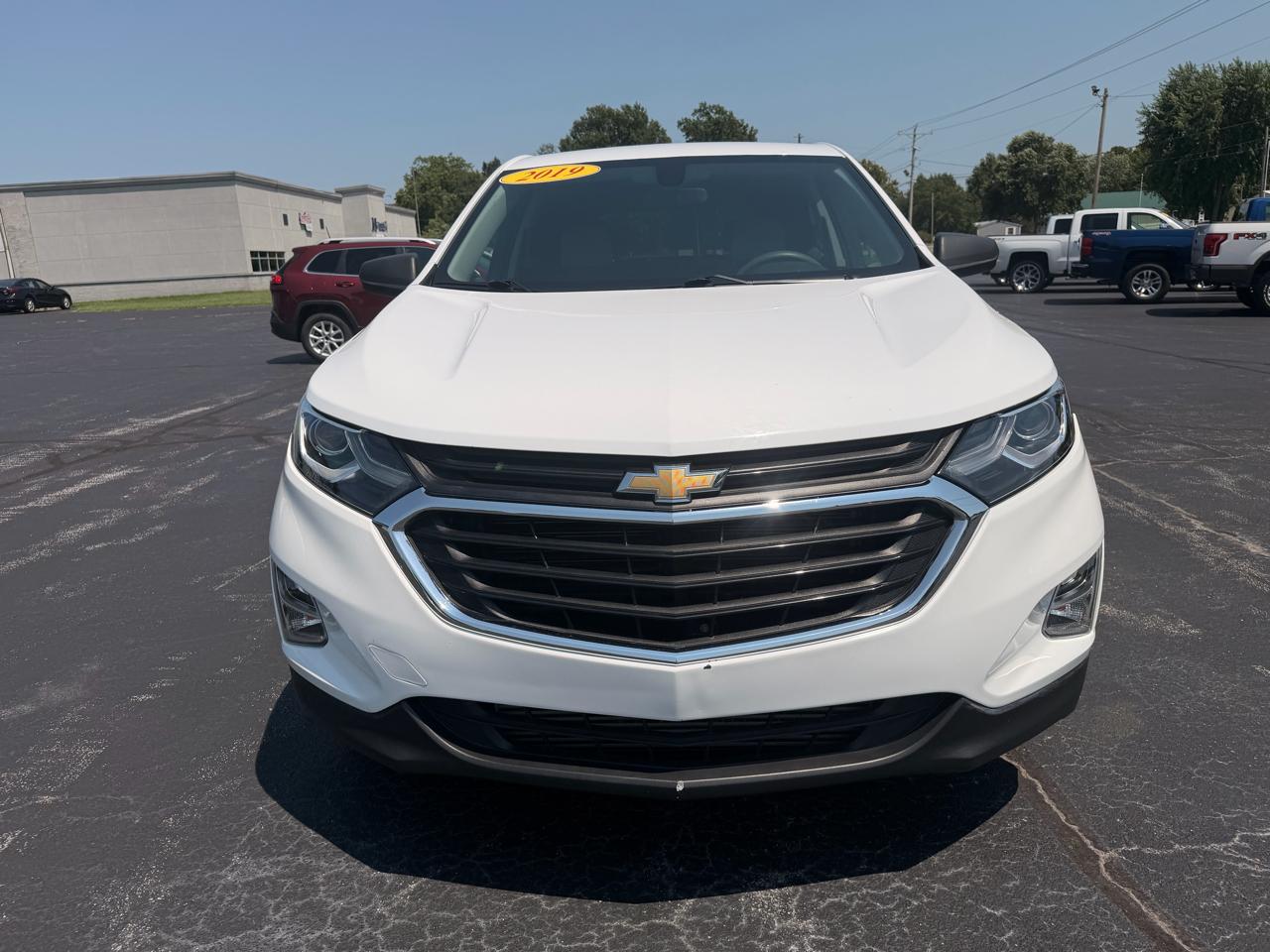 Chevrolet Equinox FWD 4dr LS w/1LS 2019
