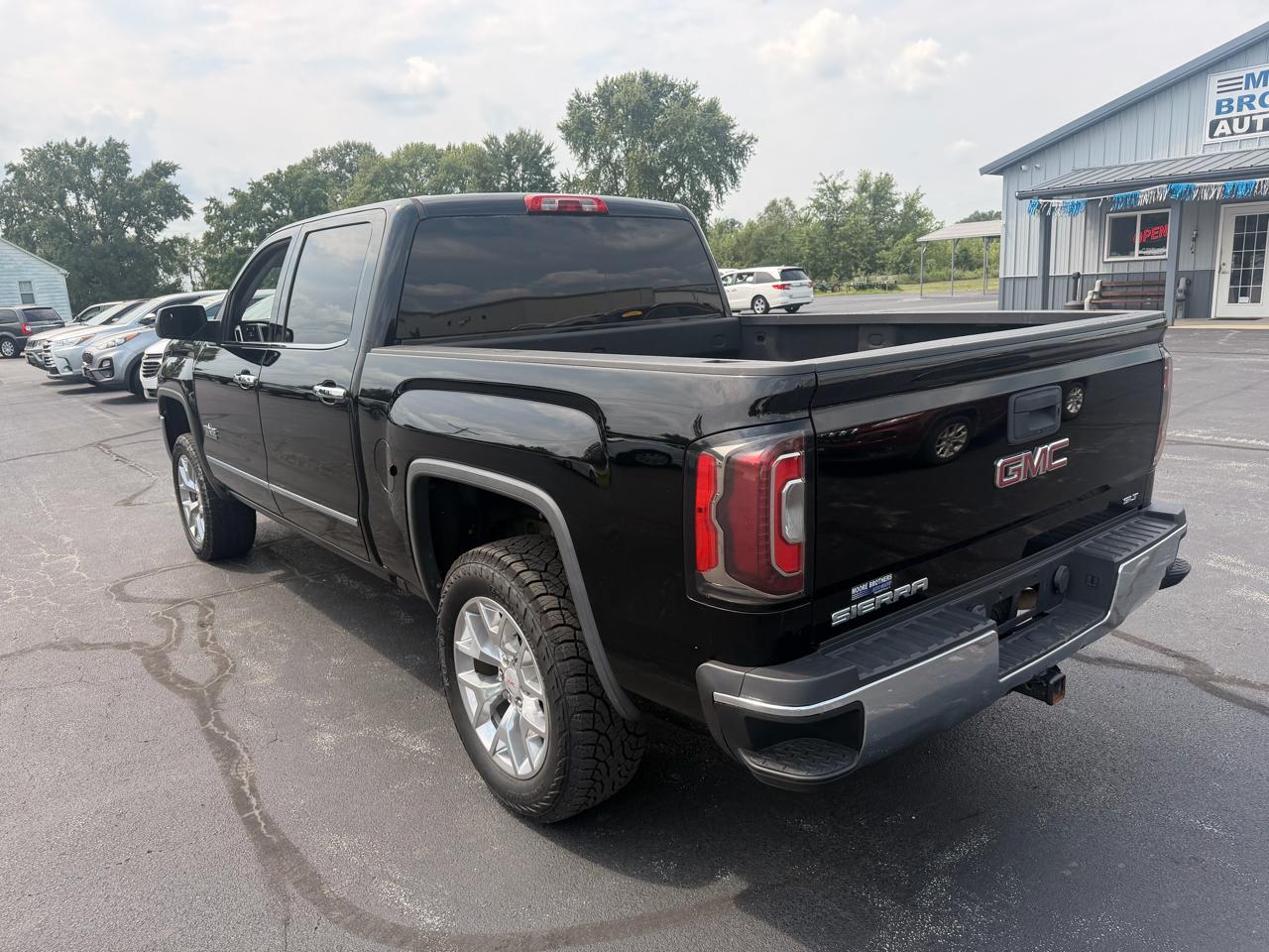 GMC Sierra 1500 4WD Crew Cab 143.5" SLT 2016