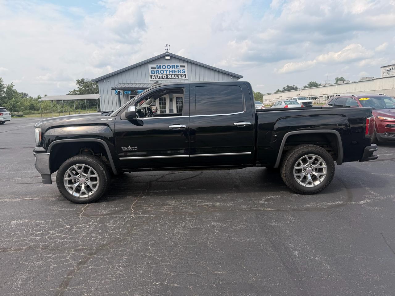 GMC Sierra 1500 4WD Crew Cab 143.5" SLT 2016