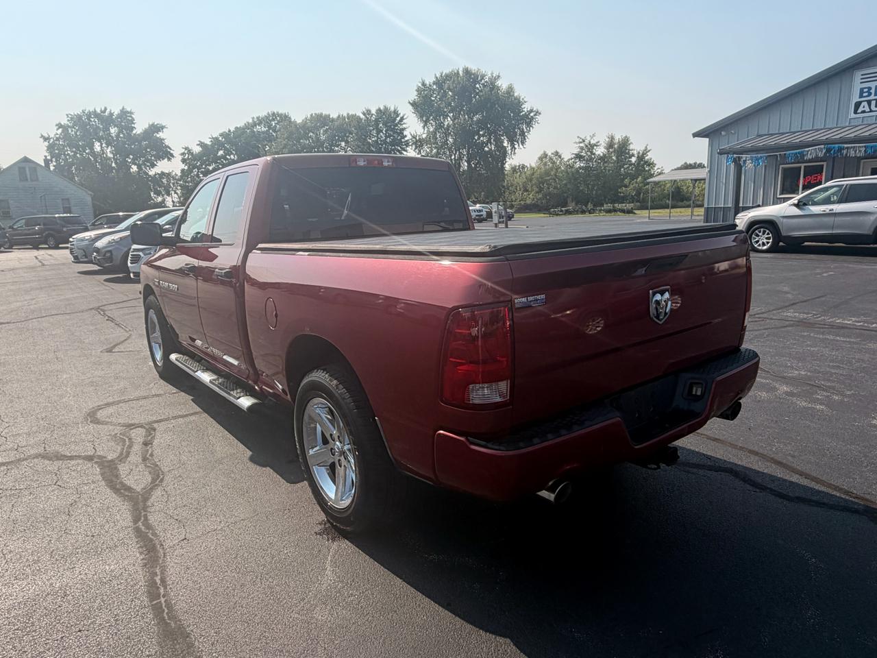 RAM 1500 2WD Quad Cab 140.5" Express 2012