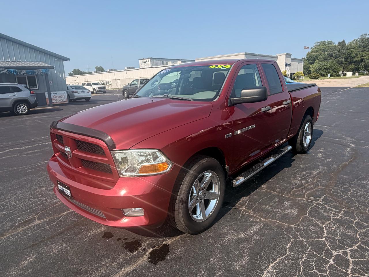 RAM 1500 2WD Quad Cab 140.5" Express 2012