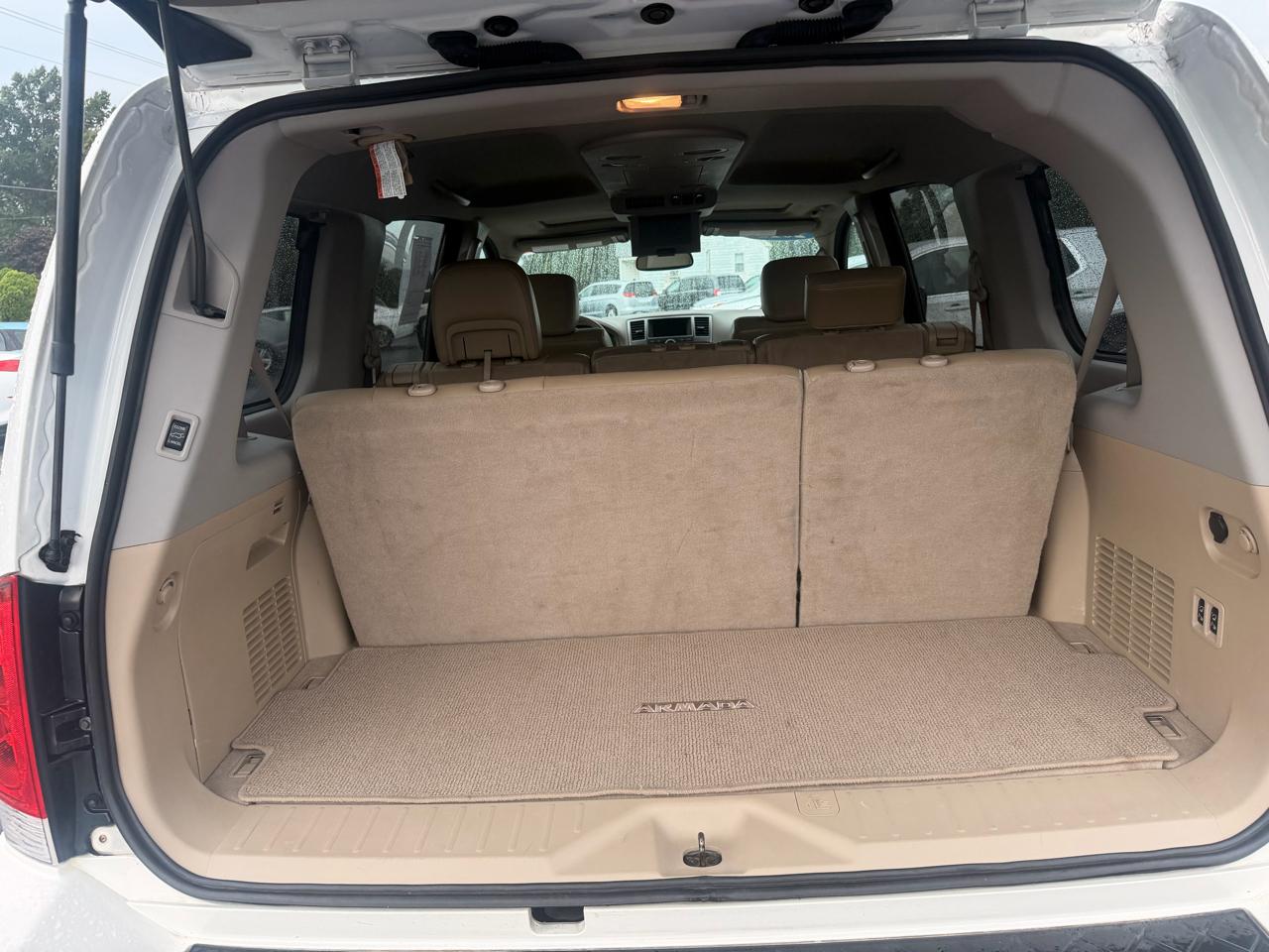 Nissan Armada 2WD 4dr Platinum 2012