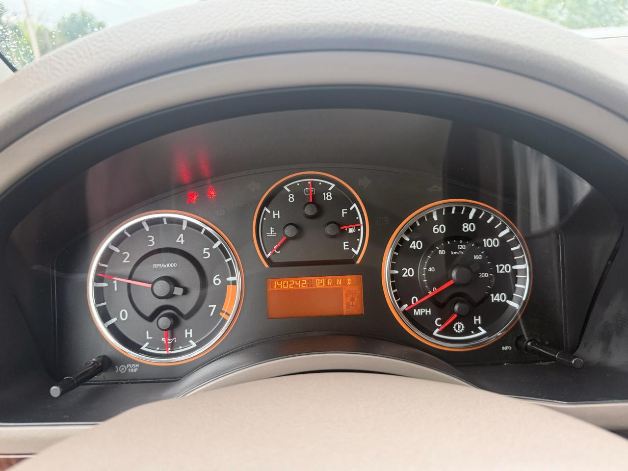 Nissan Armada 2WD 4dr Platinum 2012