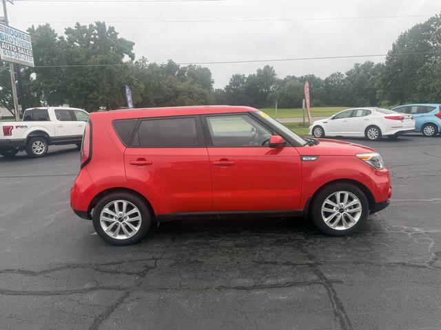 2017 Kia Soul +
