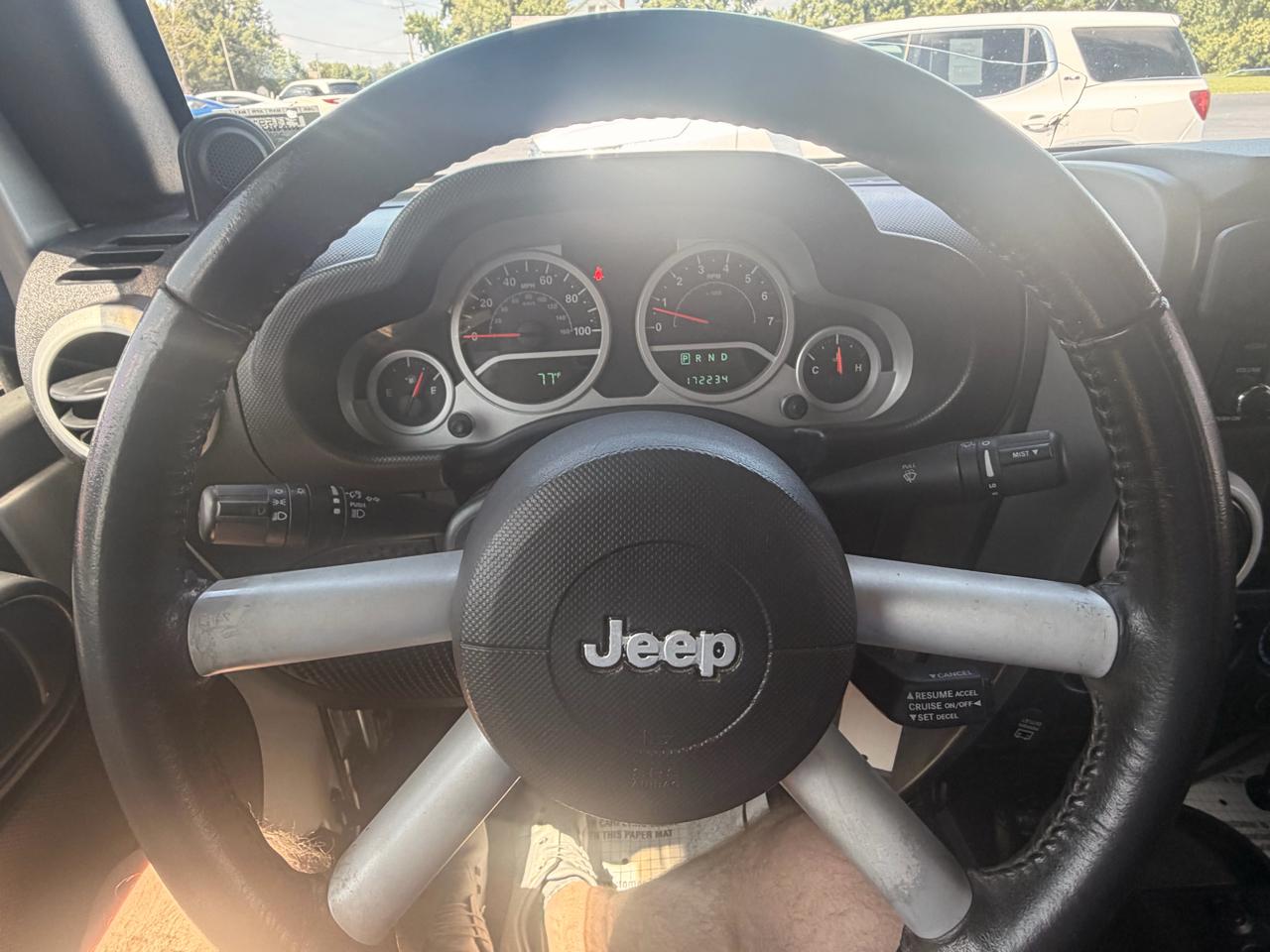 Jeep Wrangler Unlimited 4WD 4dr Sahara 2010