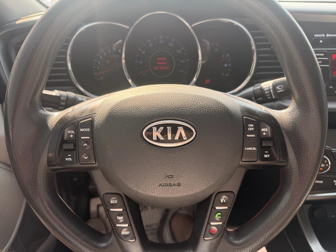 Kia Optima 4dr Sdn 2.4L Auto LX 2012