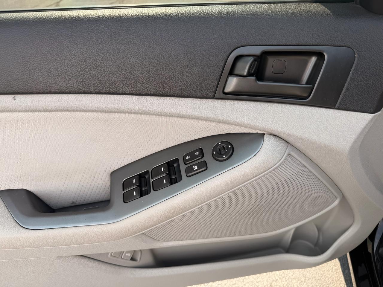 Kia Optima 4dr Sdn 2.4L Auto LX 2012