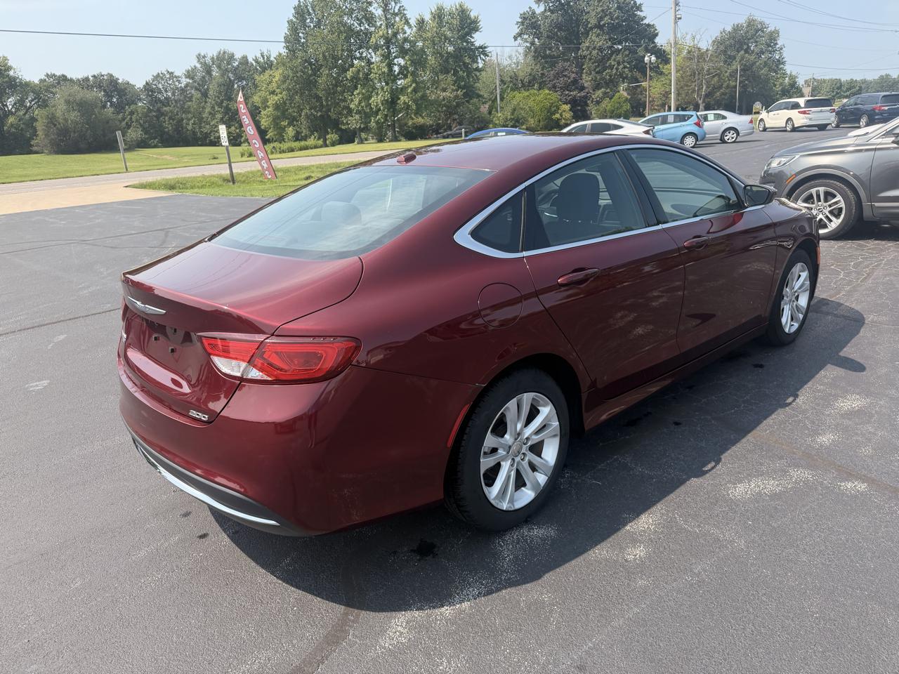 Chrysler 200 4dr Sdn Limited FWD 2016