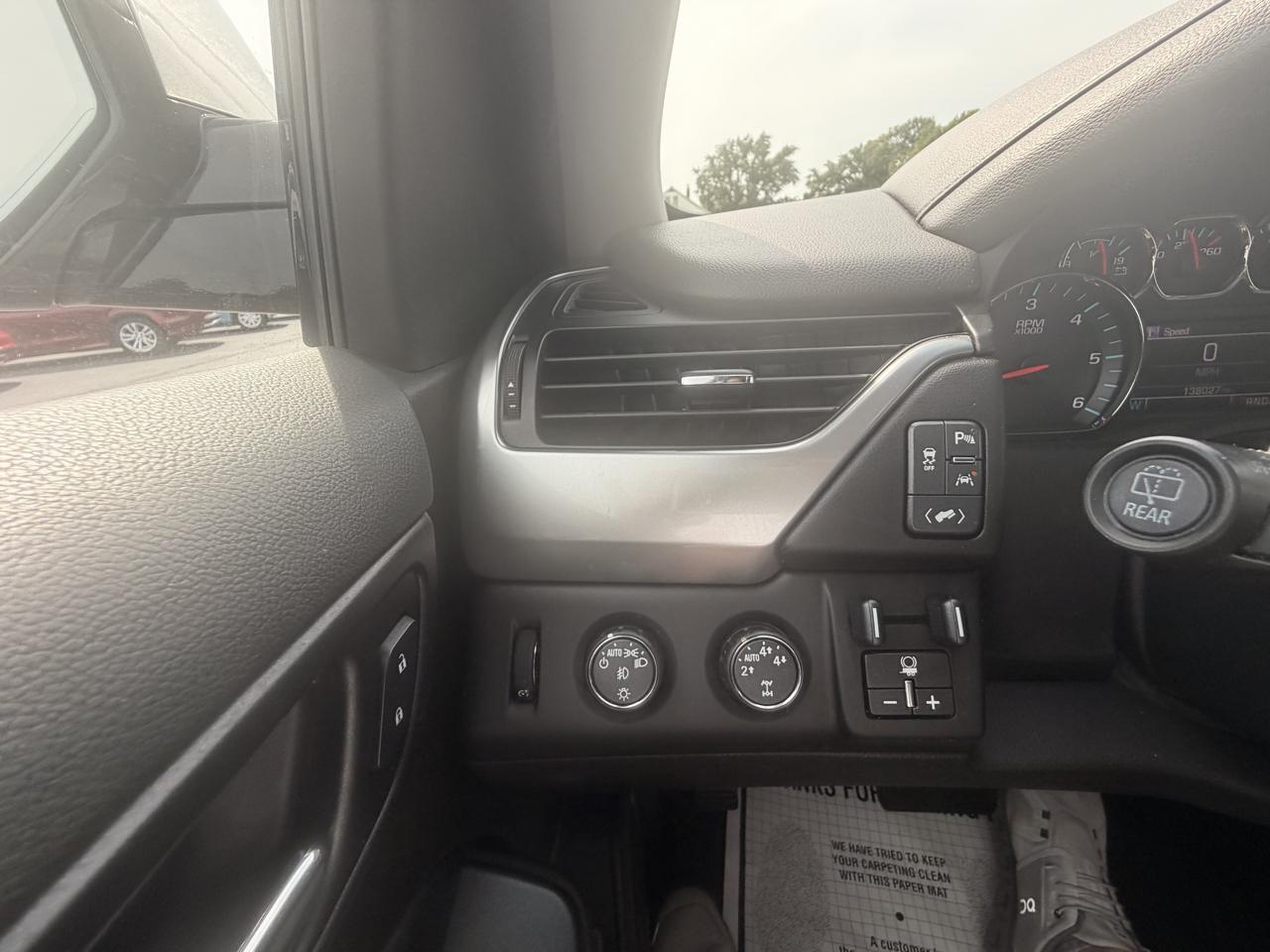 Chevrolet Tahoe 4WD 4dr LT 2016