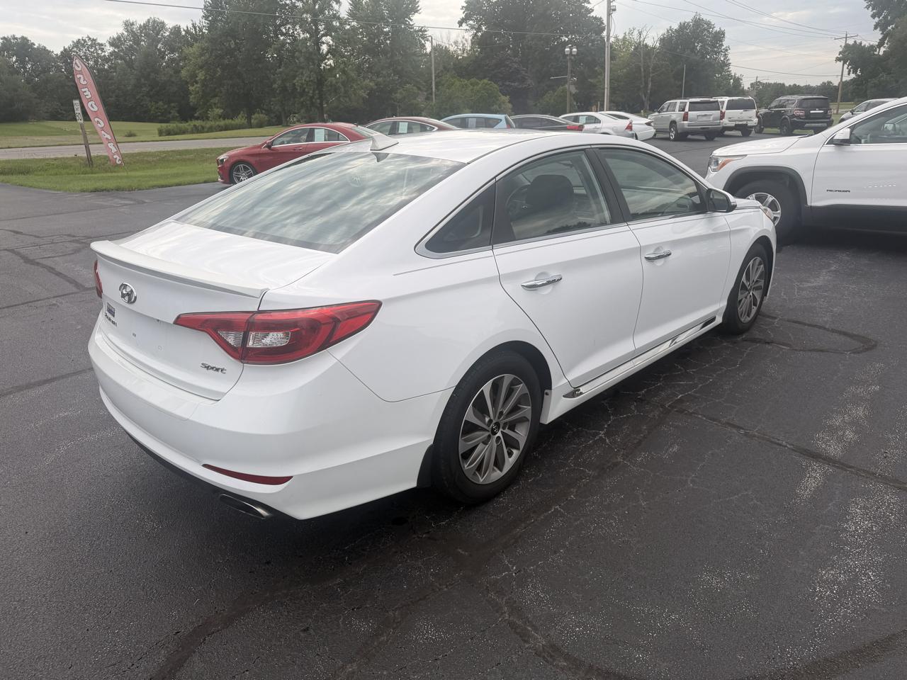 Hyundai Sonata 4dr Sdn 2.4L Sport 2015