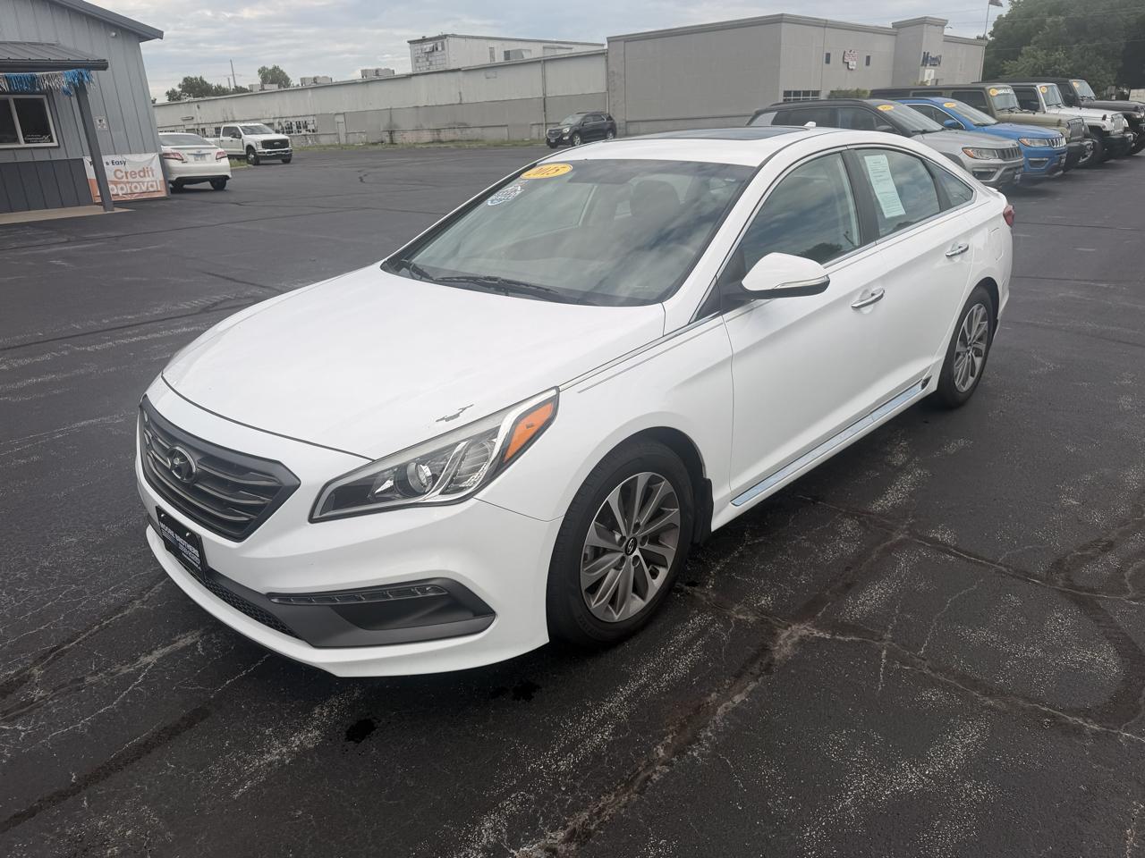 Hyundai Sonata 4dr Sdn 2.4L Sport 2015
