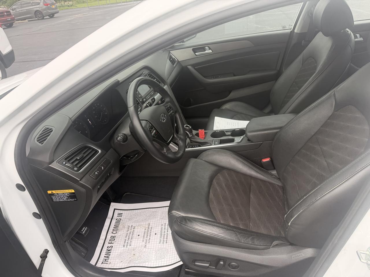 Hyundai Sonata 4dr Sdn 2.4L Sport 2015