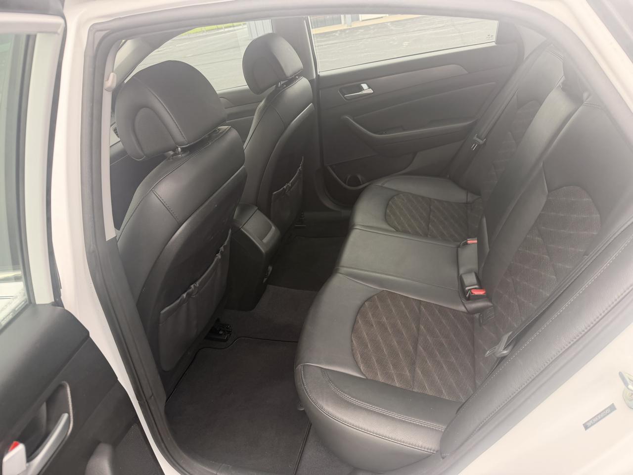 Hyundai Sonata 4dr Sdn 2.4L Sport 2015