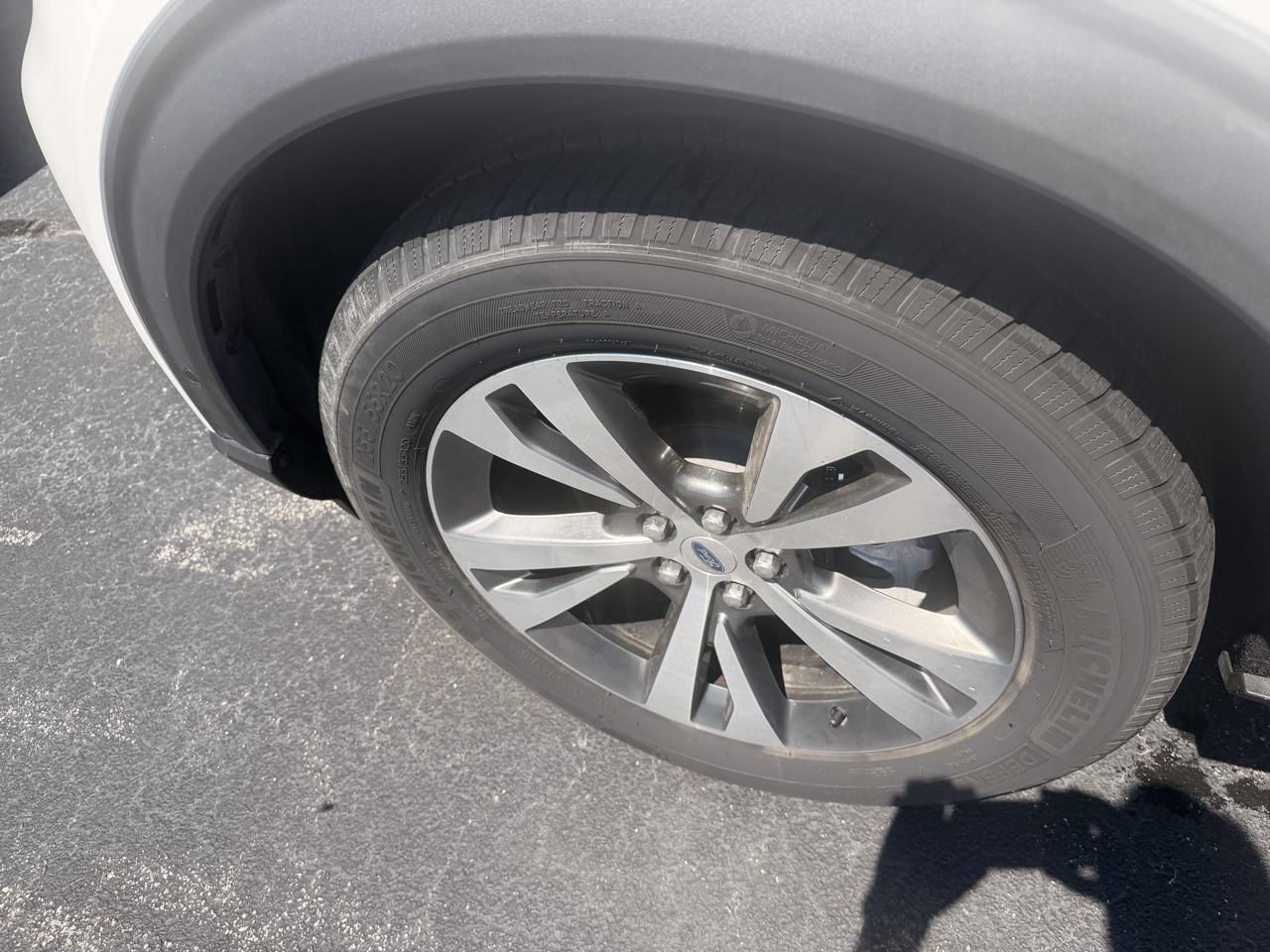 Ford Explorer Platinum 4WD 2020