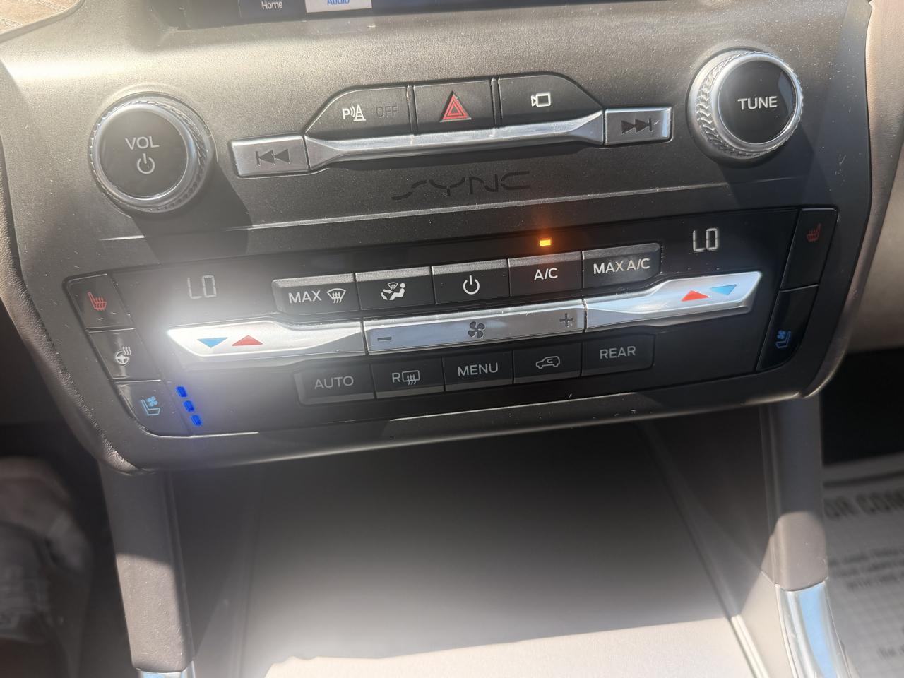 Ford Explorer Platinum 4WD 2020