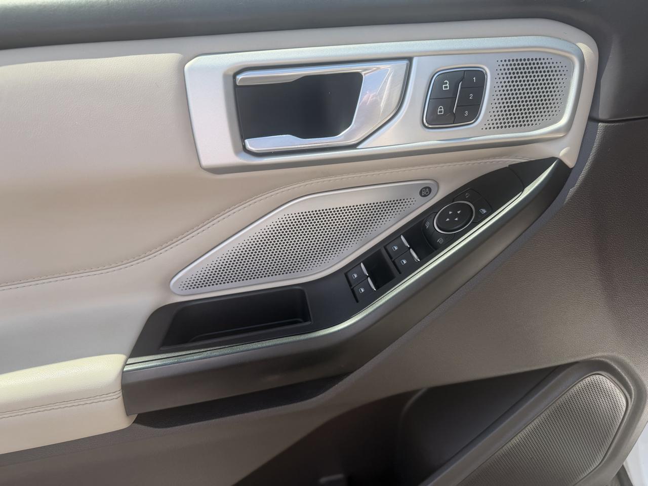 Ford Explorer Platinum 4WD 2020