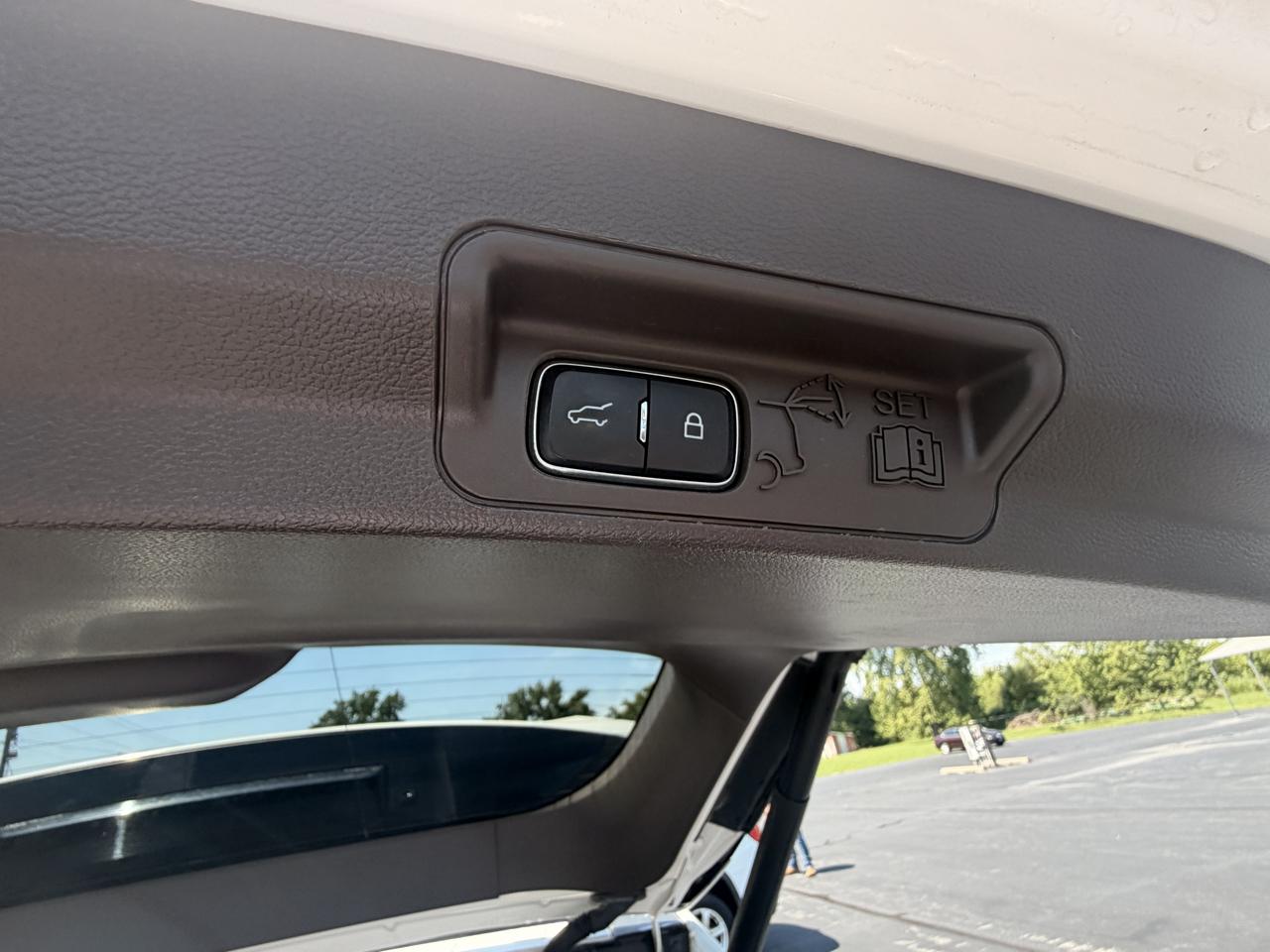 Ford Explorer Platinum 4WD 2020