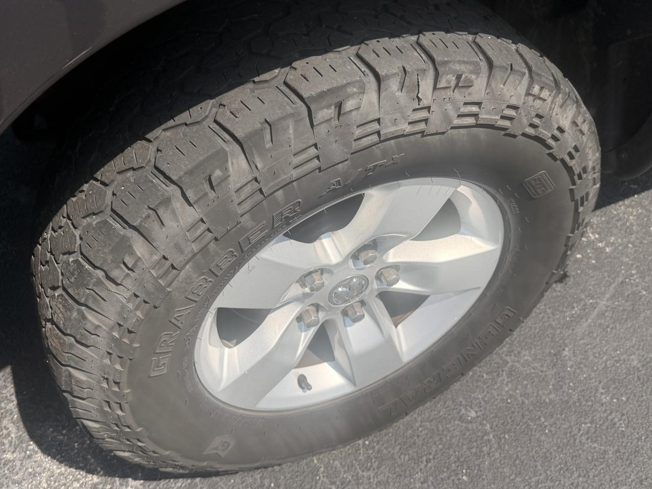RAM 1500 SLT 4x4 Crew Cab 5'7" Box 2018