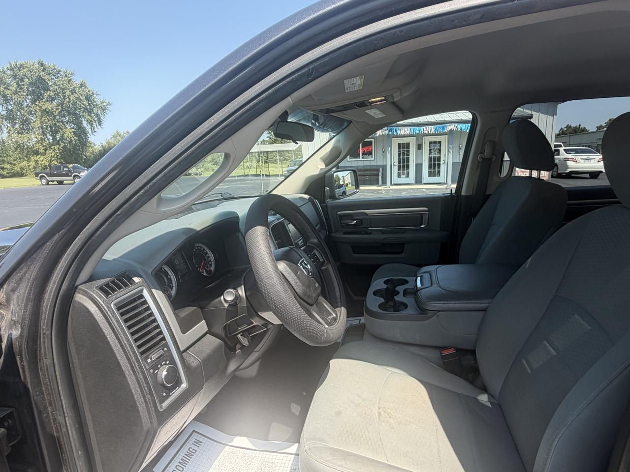 RAM 1500 SLT 4x4 Crew Cab 5'7" Box 2018