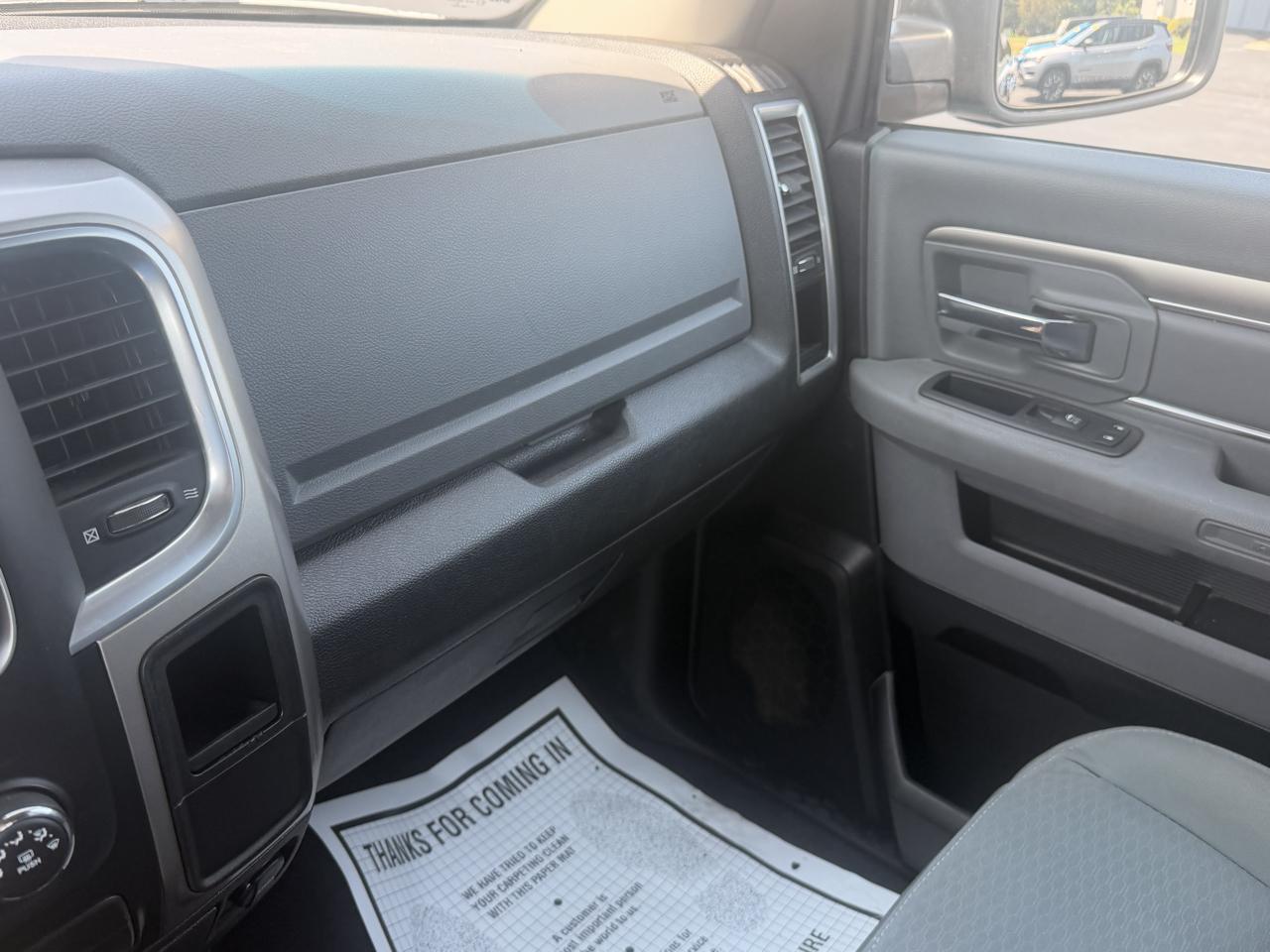 RAM 1500 SLT 4x4 Crew Cab 5'7" Box 2018