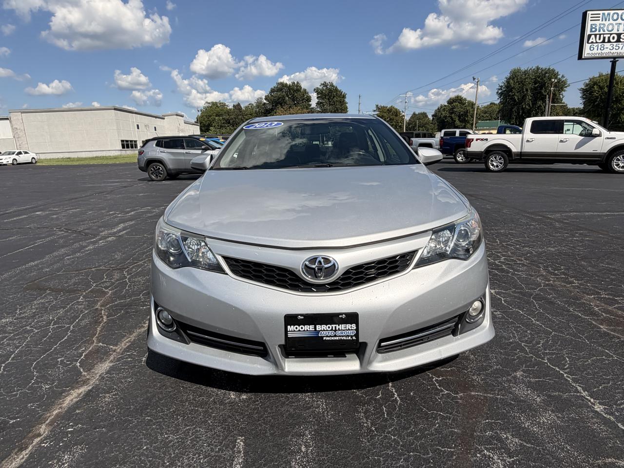 Toyota Camry 4dr Sdn I4 Auto XLE (Natl) 2013