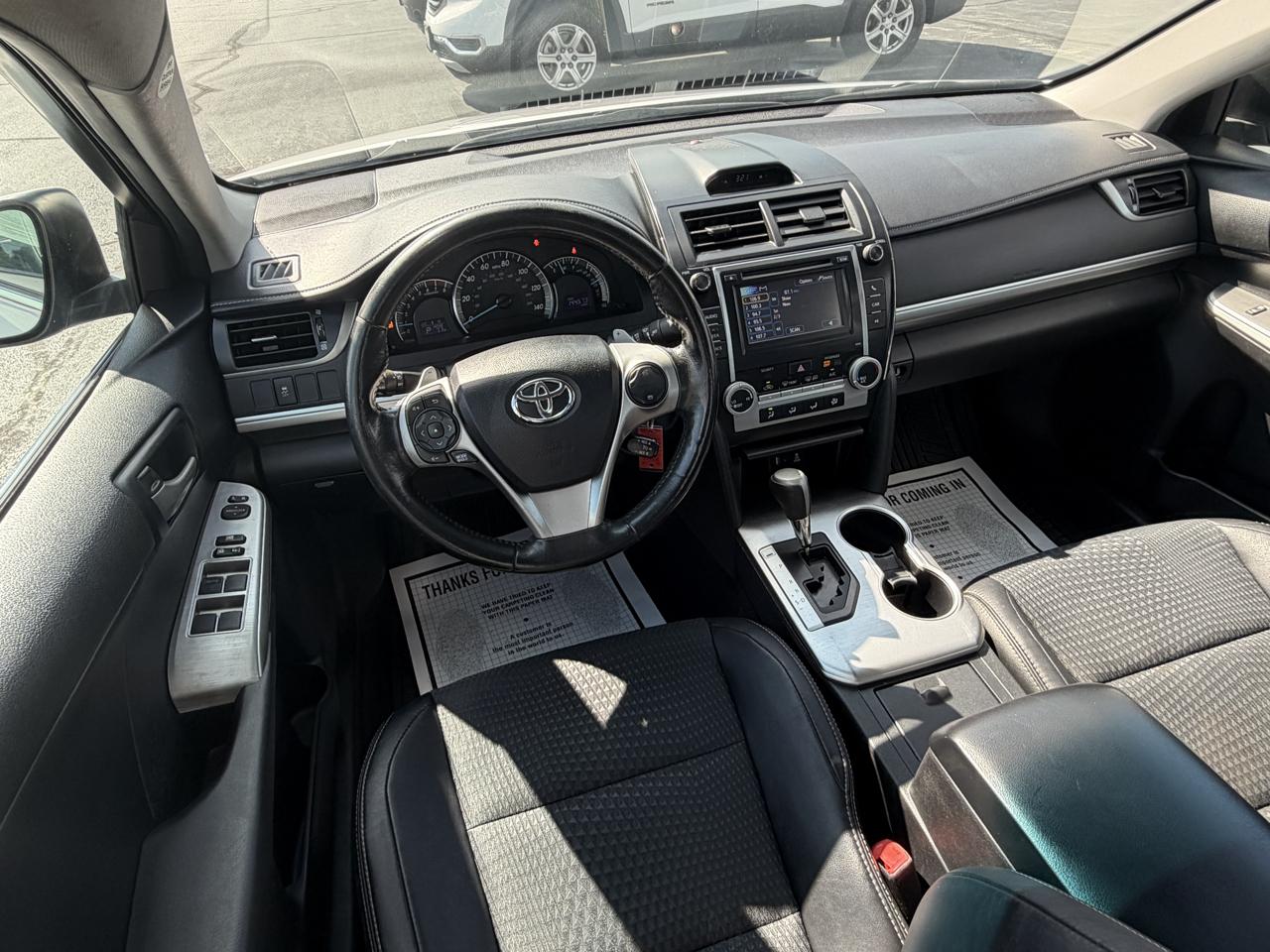 Toyota Camry 4dr Sdn I4 Auto XLE (Natl) 2013