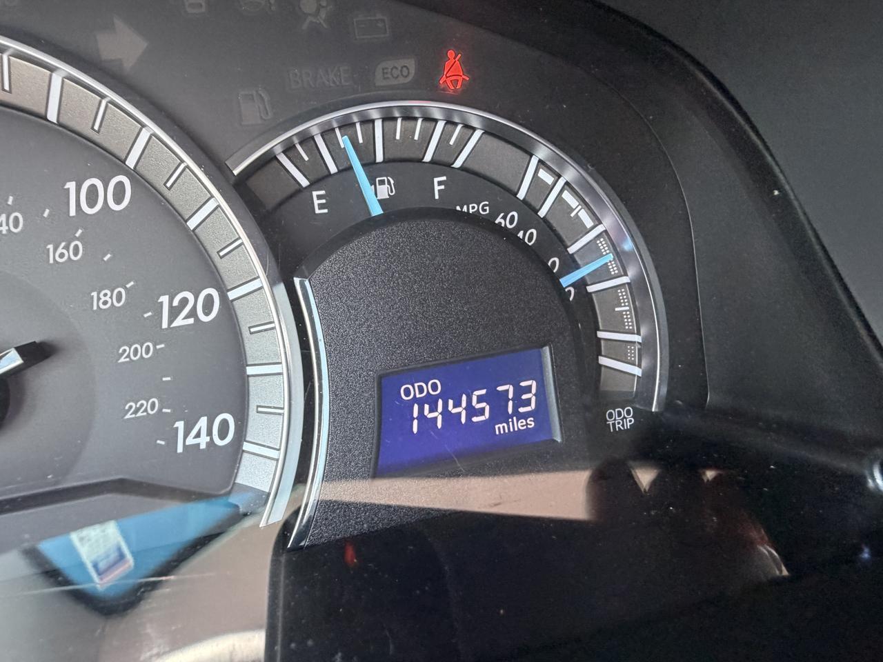 Toyota Camry 4dr Sdn I4 Auto XLE (Natl) 2013