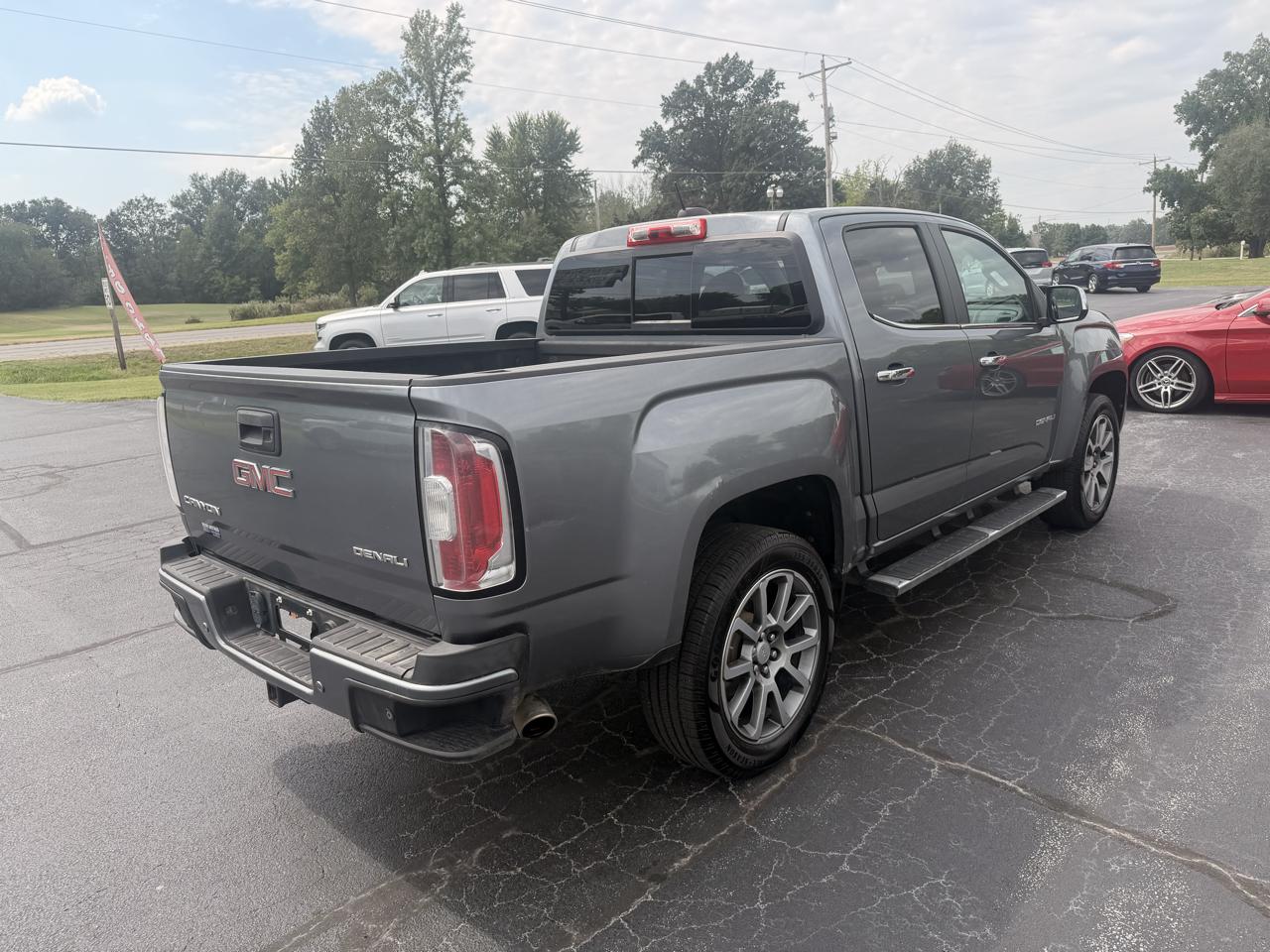 GMC Canyon 4WD Crew Cab 128.3" Denali 2019