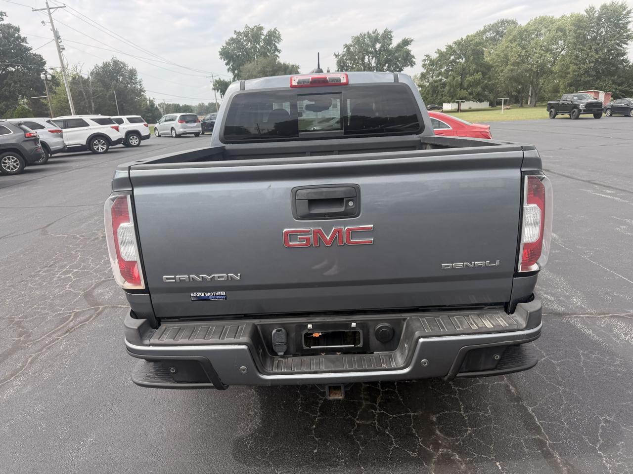 GMC Canyon 4WD Crew Cab 128.3" Denali 2019