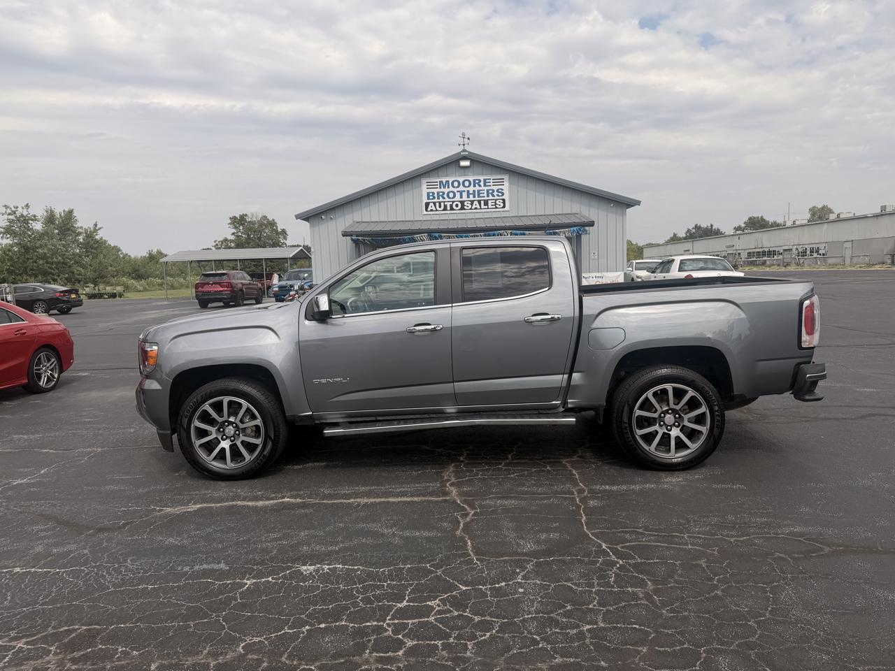 GMC Canyon 4WD Crew Cab 128.3" Denali 2019