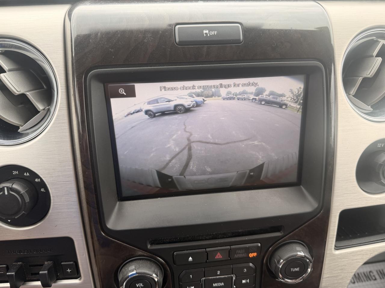 Ford F-150 4WD SuperCrew 145" Platinum 2014