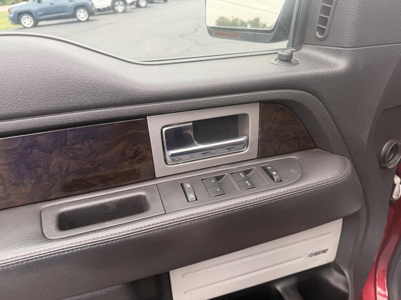 Ford F-150 4WD SuperCrew 145" Platinum 2014