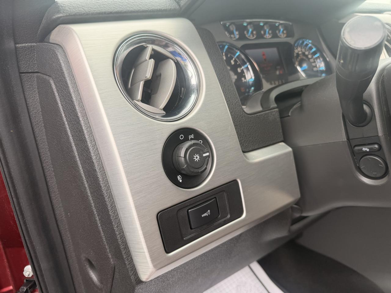 Ford F-150 4WD SuperCrew 145" Platinum 2014
