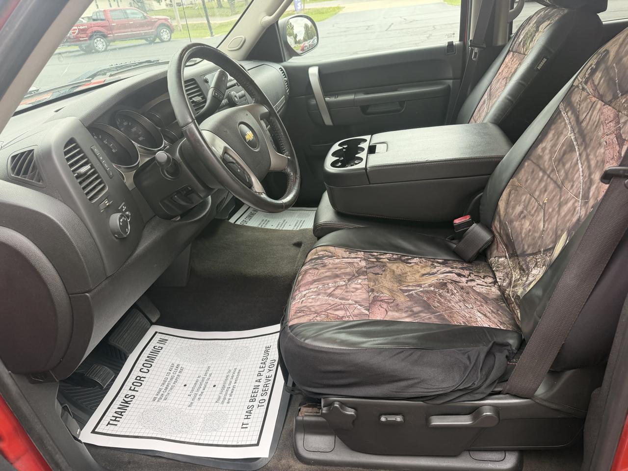 Chevrolet Silverado 1500 4WD Crew Cab 143.5" LT 2012