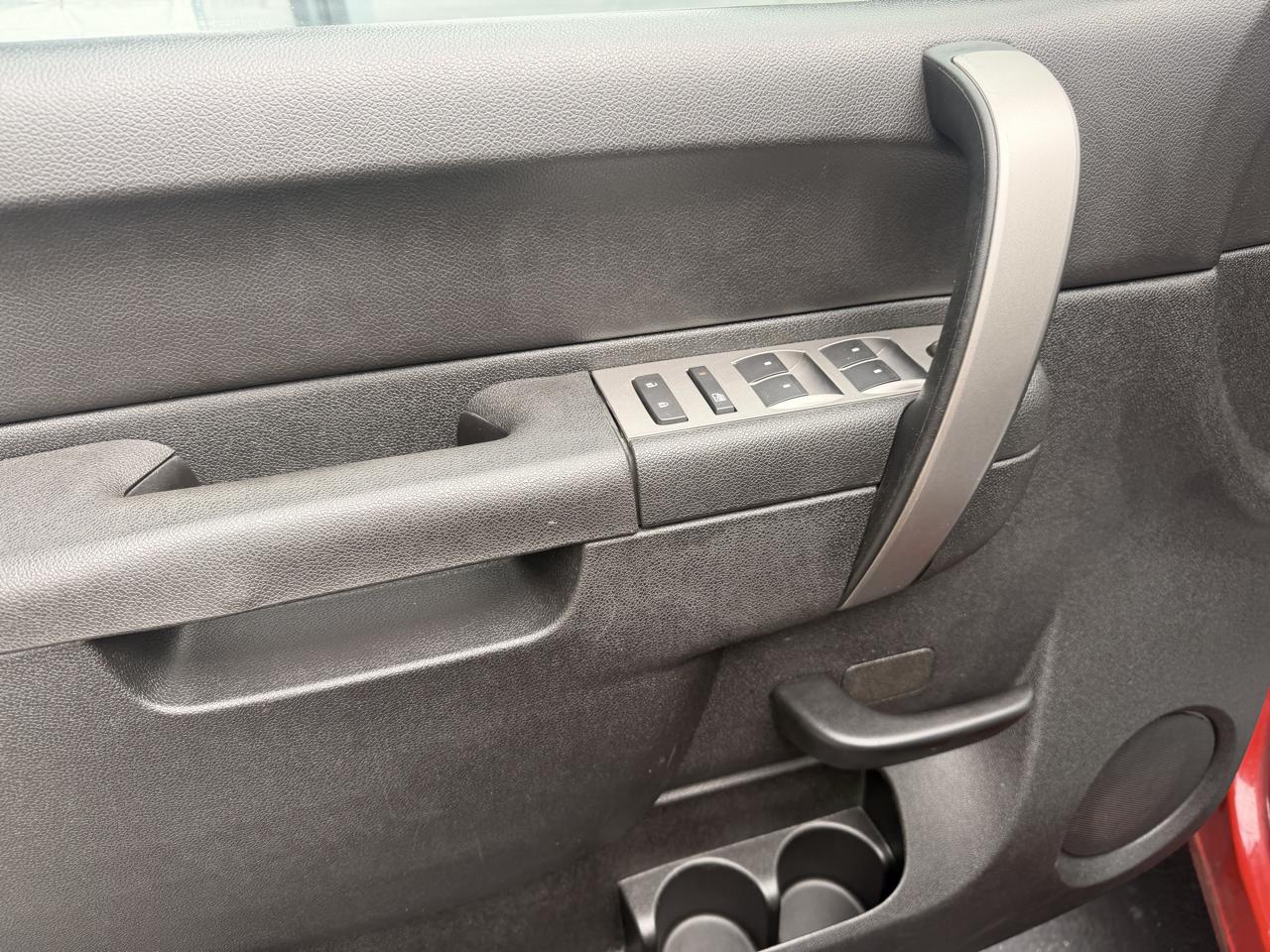 Chevrolet Silverado 1500 4WD Crew Cab 143.5" LT 2012