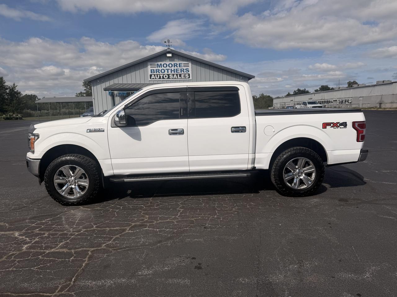 Ford F-150 SuperCrew 150" XLT 4WD 2018