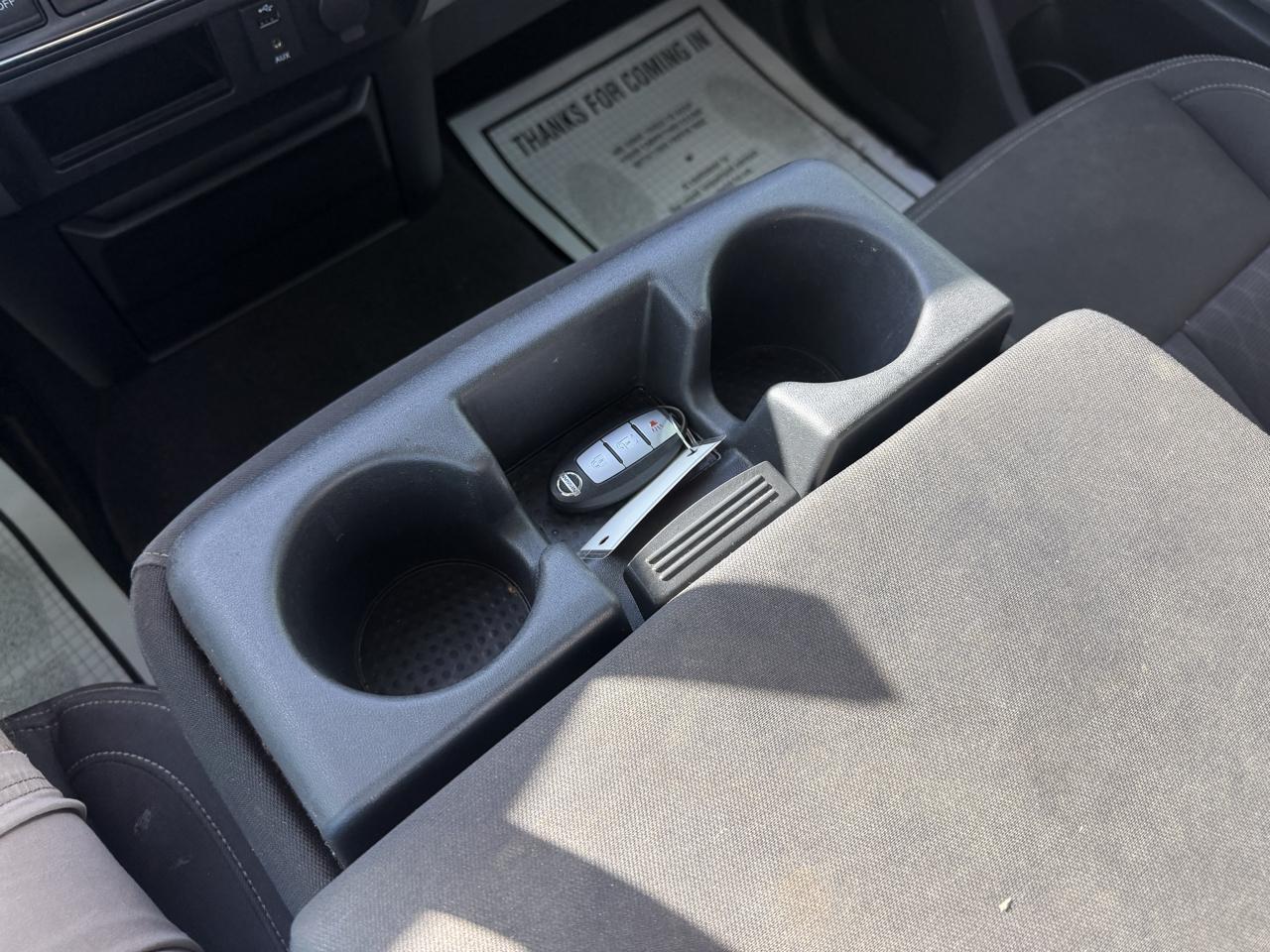Nissan Titan 4x2 Crew Cab SV 2017